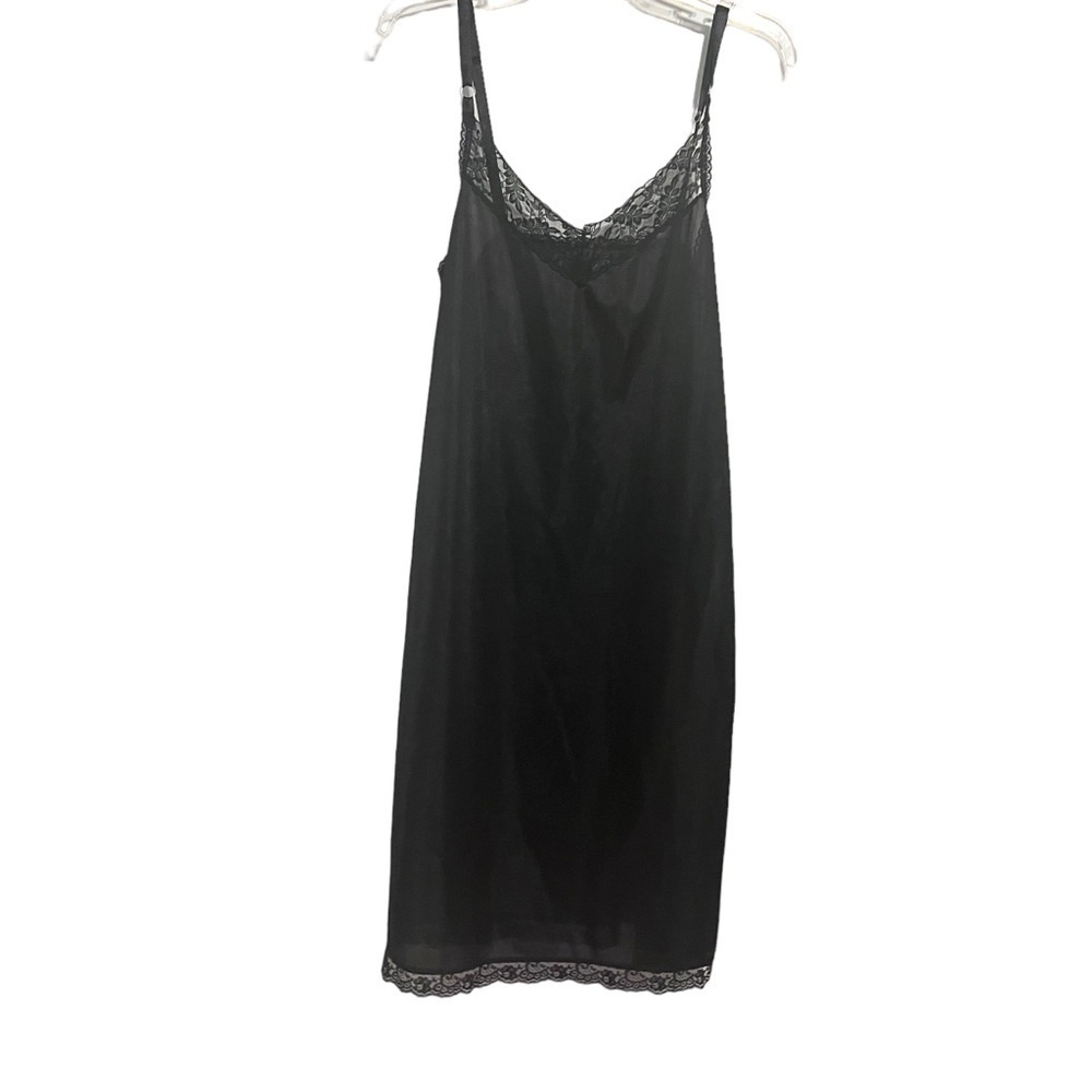 Heavenly Secrets Black Dress Slip Medium 34 Poly Lace Lingerie